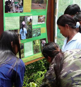 4. Local women in the project area were keen on planting edible trees at home.